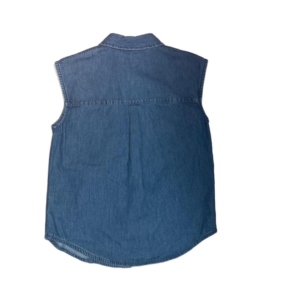 Moving sale! Universal thread denim top size XS but it’ll fit a S too - Picture 2 of 2
